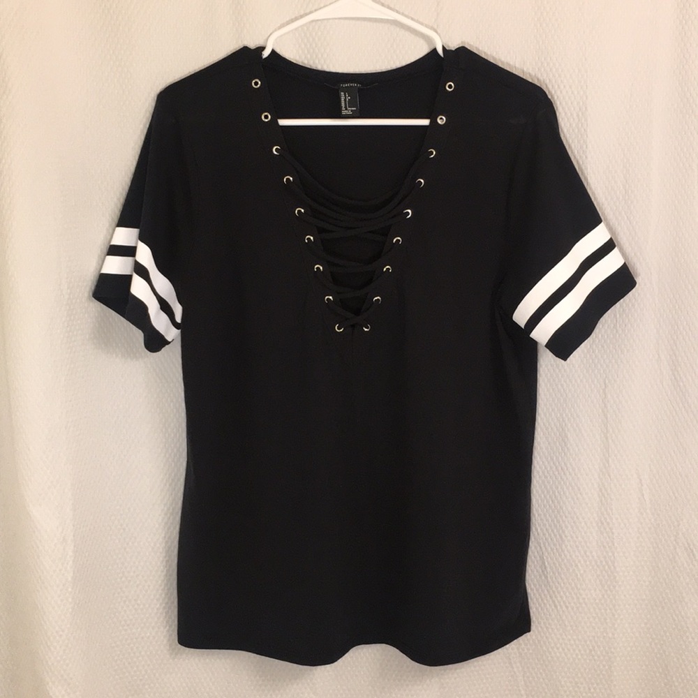 FOREVER 21 Black Tie-Up T-Shirt